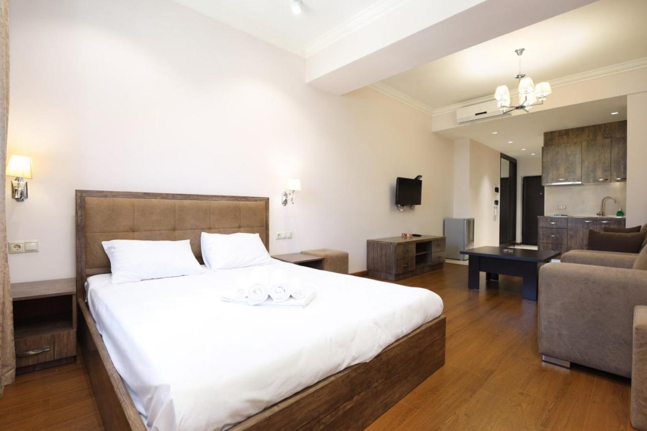 Stay Inn-Apartments On Buzand 17 Erivan Exterior foto