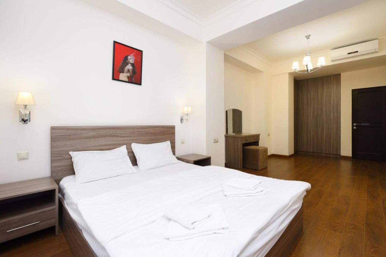 Stay Inn-Apartments On Buzand 17 Erivan Exterior foto